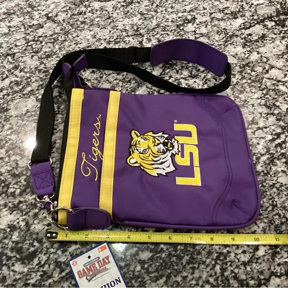 🟣 NWT - LSU Tigers - Women’s Crossbody Purse - Beautiful - Functional - Fans - Picture 15 of 16